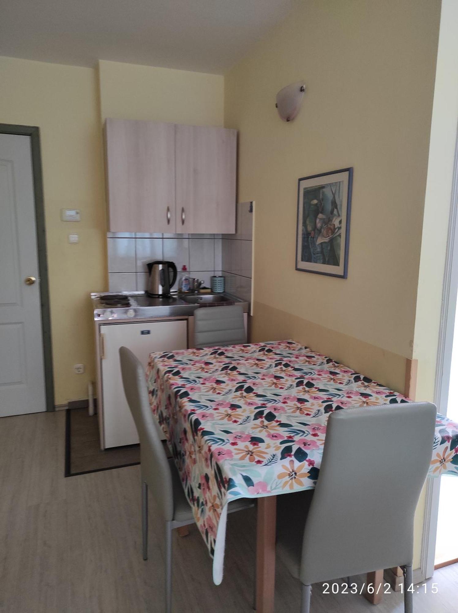 Flora Villa Hévíz Стая снимка