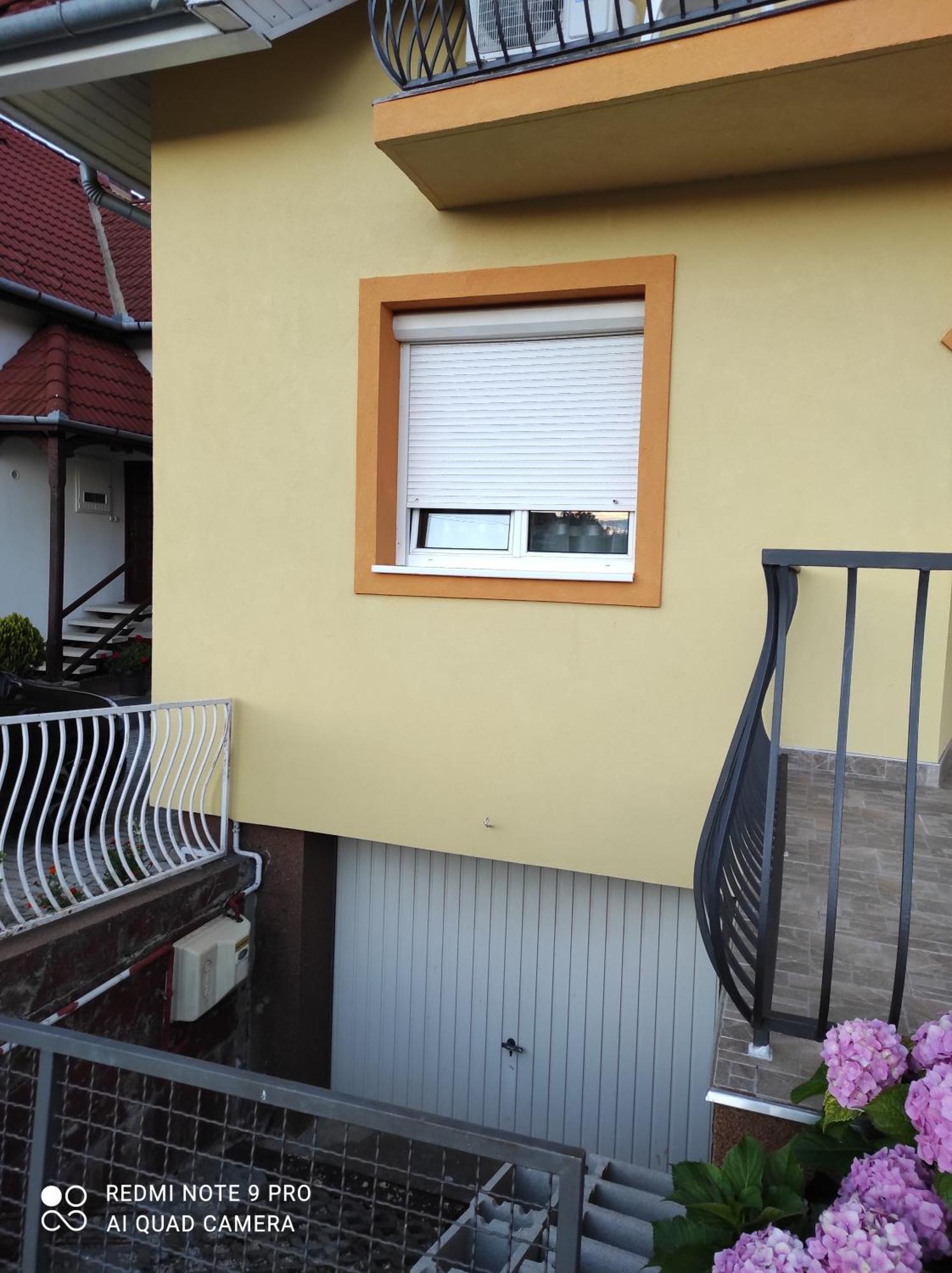 Flora Villa Hévíz Стая снимка