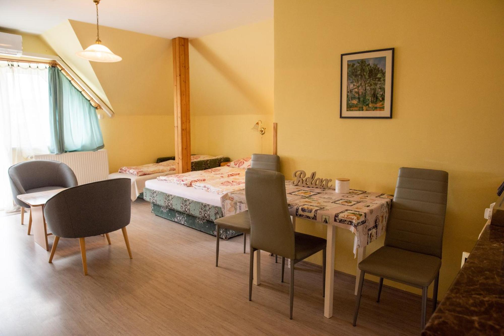 Flora Villa Hévíz Екстериор снимка