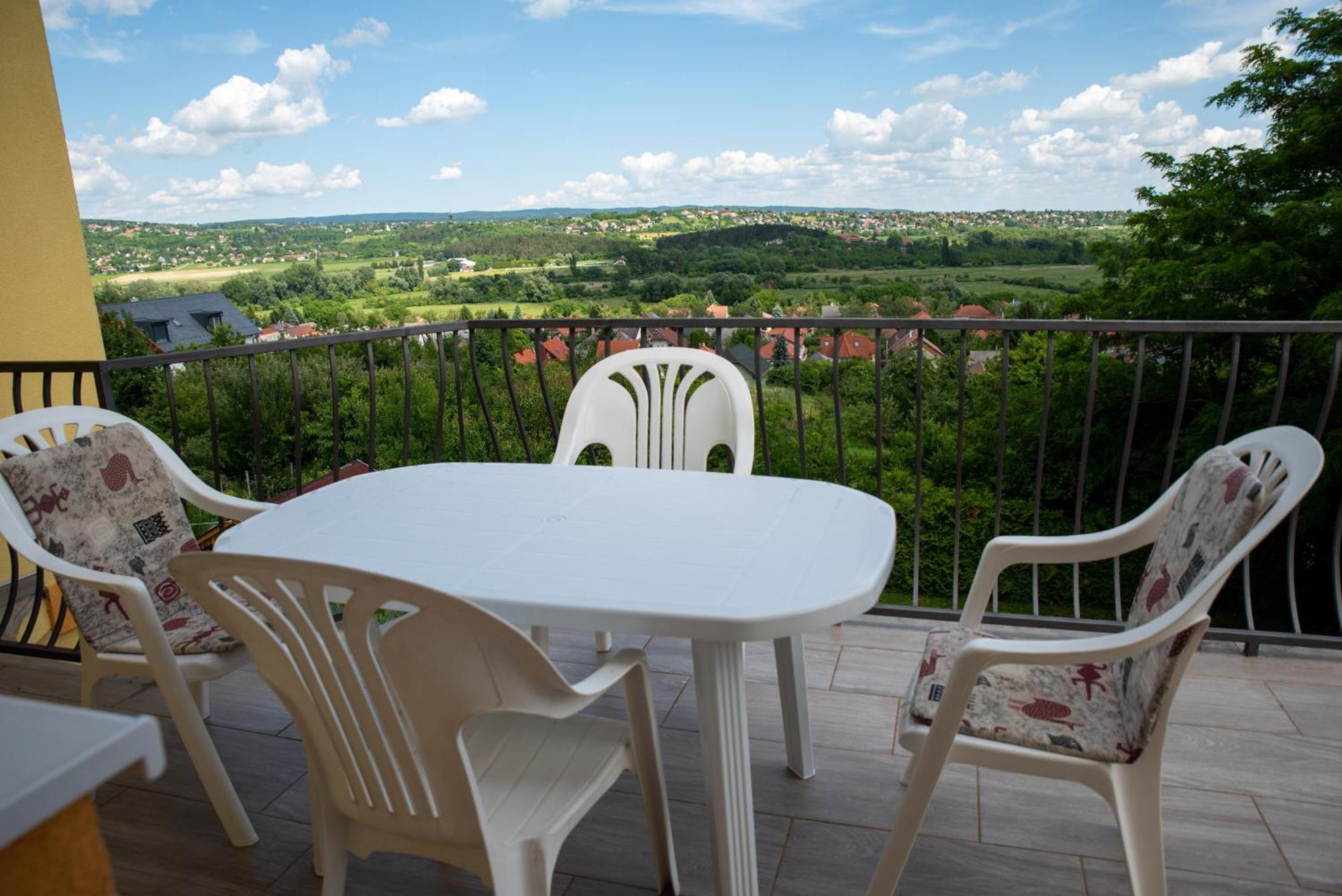 Flora Villa Hévíz Екстериор снимка