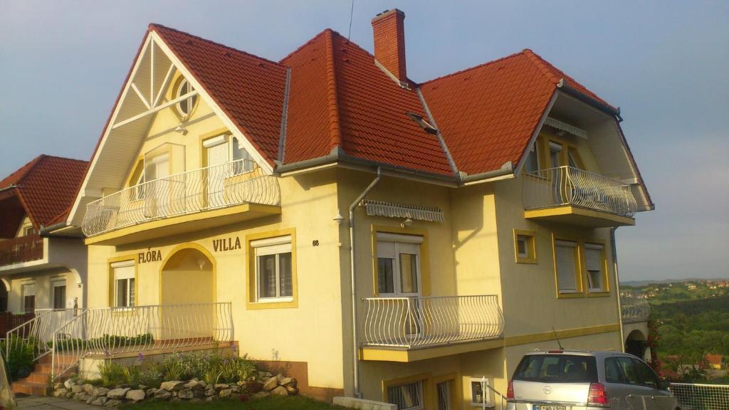 Flora Villa Hévíz Екстериор снимка